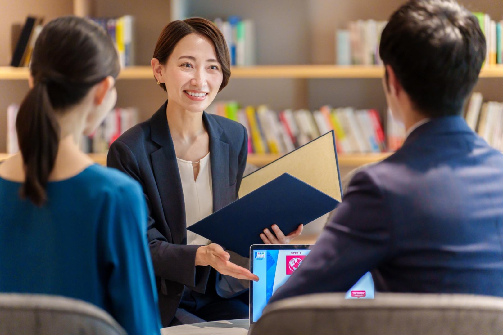 TOPスライド画像2